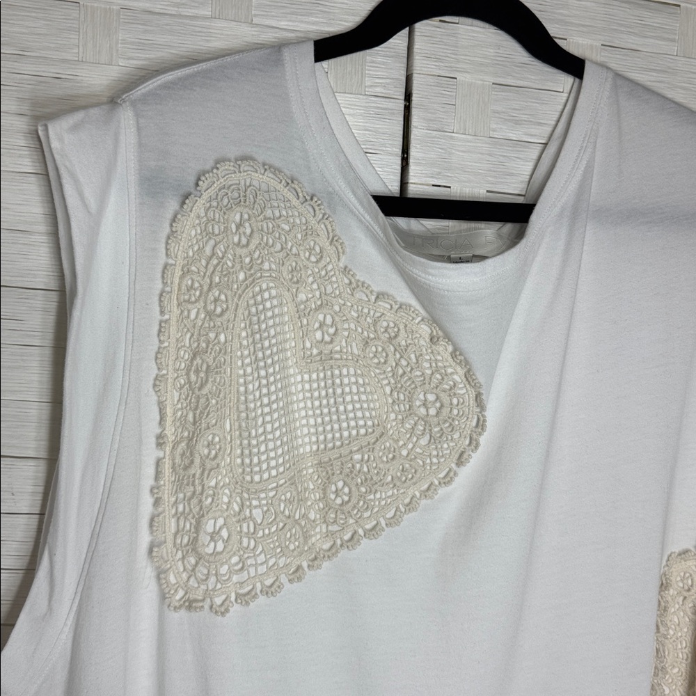 Free People x Tricia Fix White Heart Maxi Tee Size Large - Picture 8 of 15